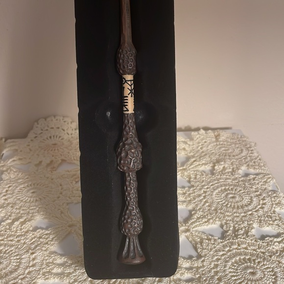 Harry Potter The Elder Wand - Picture 5 of 7